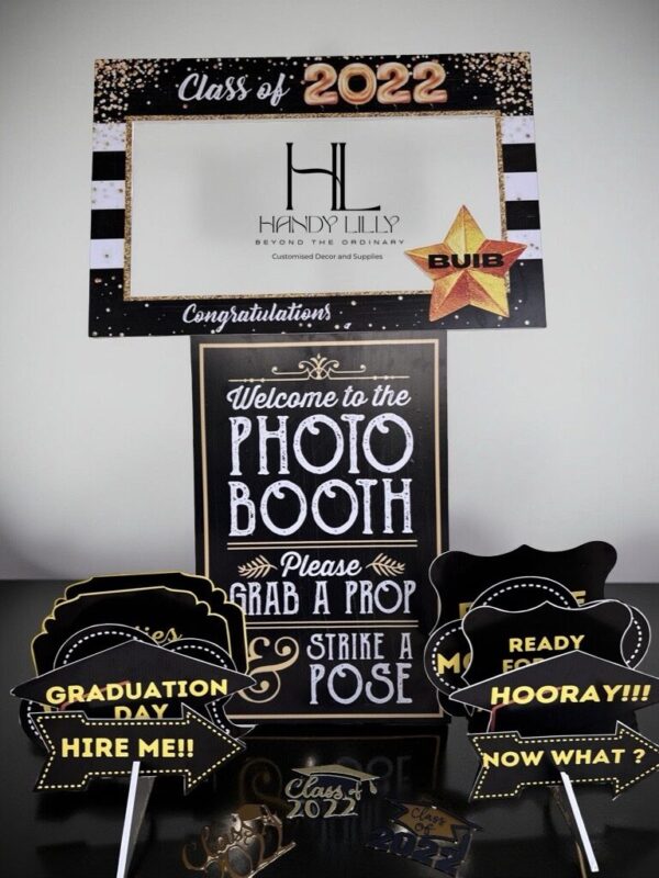Graduation hand held props set - Image 2